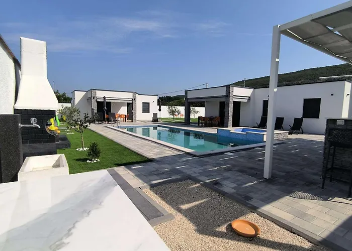 Luxury Villa Blue Sky Široki Brijeg foto
