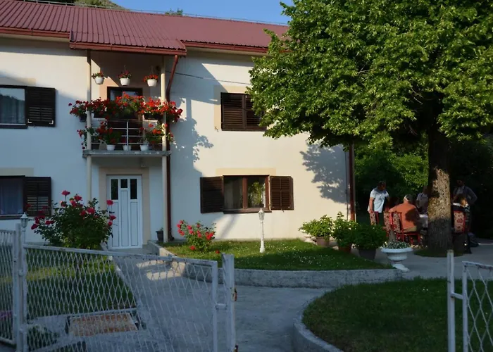 Domacinstvo Koprivica Villa Zapolje photo